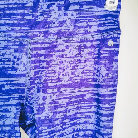 Layers Women's Capri Blue Yoga Pants Size Medium - Picture 2 of 8